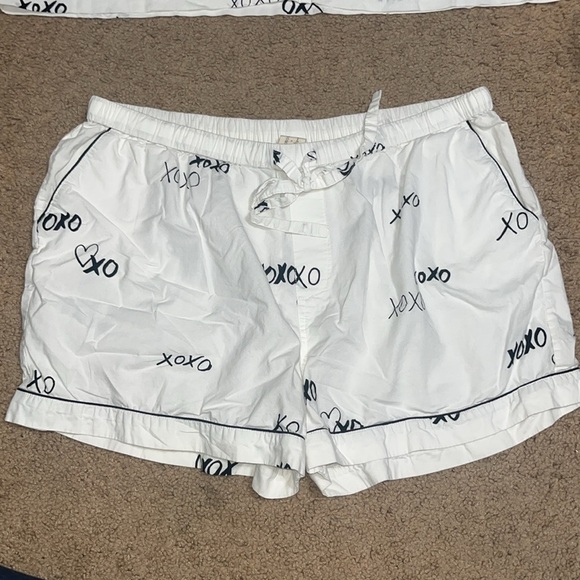 Printfresh x The Mom Edit TME Short Sleeve Pajama Sleep Set Hugs & Kisses Large - Picture 7 of 12